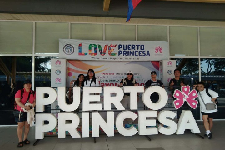 Traslado desde el Aeropuerto Puerto Princesa a El Nido Van