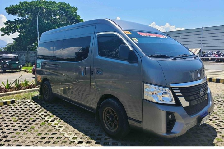 Traslado desde el Aeropuerto Puerto Princesa a El Nido Van