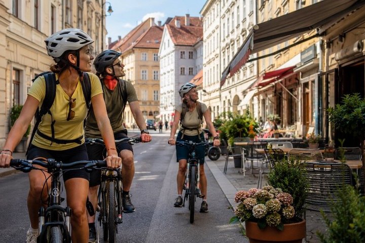 Graz Top 10 Selbstgeführte Fahrradtour mit Audioguide und GPS