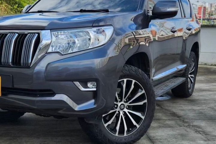 Transfert premium Manizales Pereira tout inclus en SUV de luxe