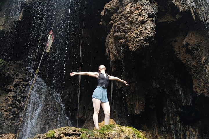 Tour Privado de 1 Día a la Cascada Tumpak Sewu desde Malang/Surabaya
