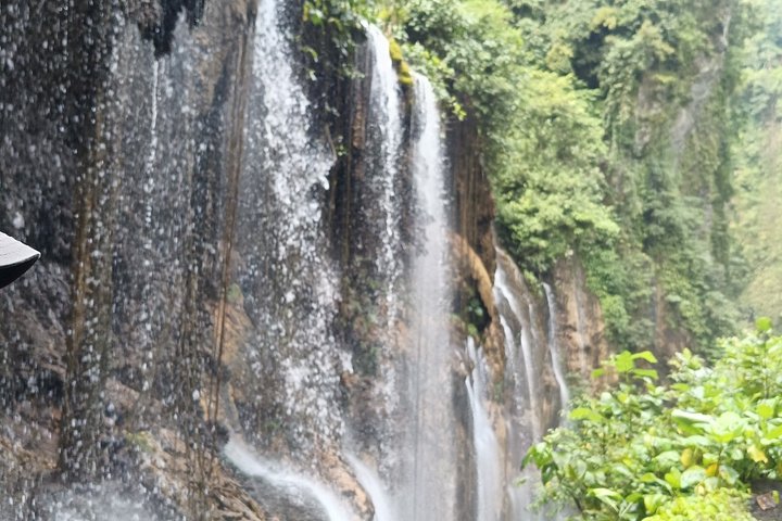 Tour Privado de 1 Día a la Cascada Tumpak Sewu desde Malang/Surabaya