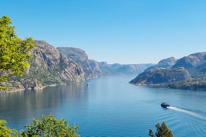 Croisière électrique de Stavanger au fjord jusqu'au Lysefjord et Preikestolen