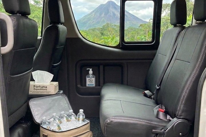 Flughafen San Jose (SJO) nach La Fortuna Arenal Privater VIP Transfer