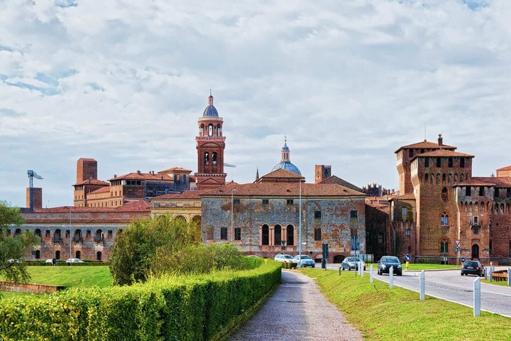 Ciao Mantova : Private 2 - Passeggiata introduttiva di 2 ore con Guida Locale