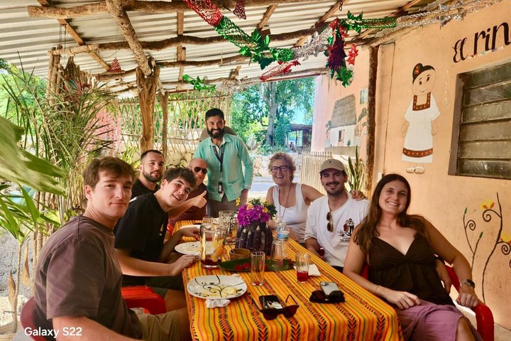 Uxmal, Hacienda Mucuyché, Cenotes y Auténtica Cocina Yucateca