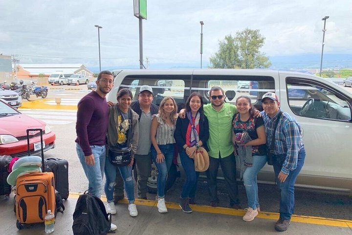 Flughafen San Jose (SJO) nach La Fortuna Arenal Privater VIP Transfer