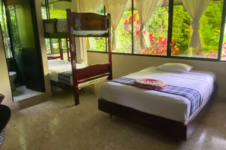 Grand Selva Expedição de 4 Dias da Floresta Amazônica Equador