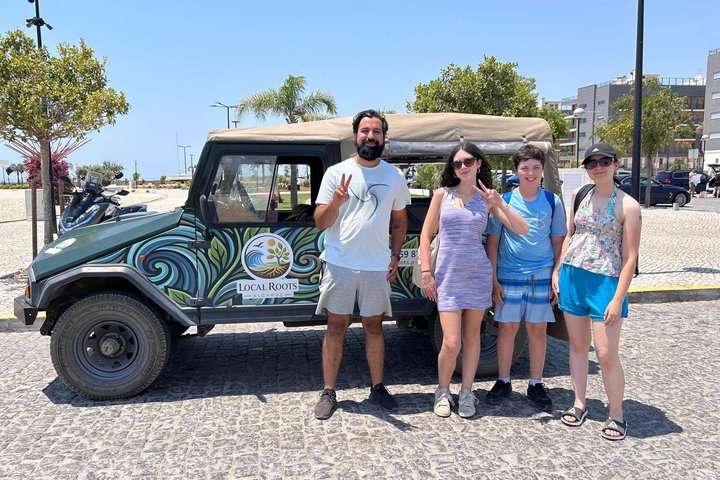 Autentica Algarve: Safari in Jeep 4x4 a Tavira, tra montagne e cascate.