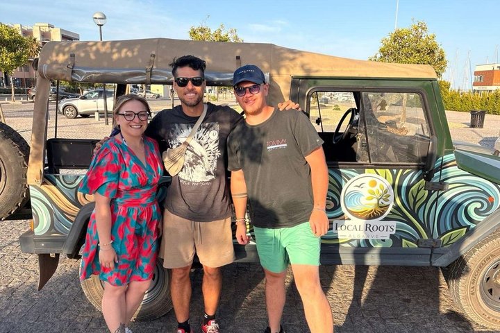 Autentica Algarve: Safari in Jeep 4x4 a Tavira, tra montagne e cascate.