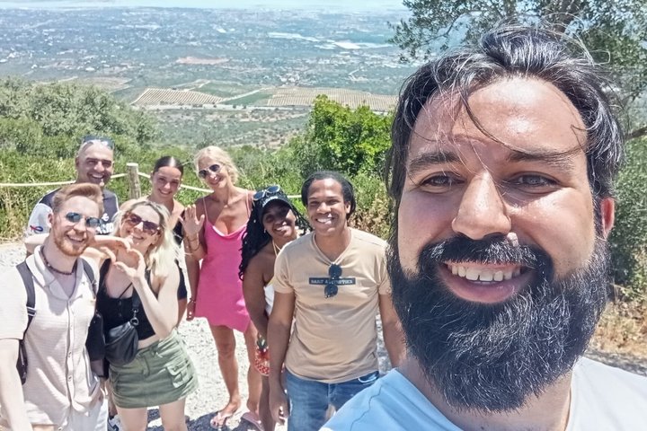 Autentica Algarve: Safari in Jeep 4x4 a Tavira, tra montagne e cascate.