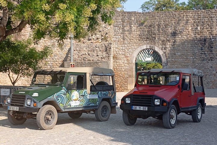 Autentica Algarve: Safari in Jeep 4x4 a Tavira, tra montagne e cascate.