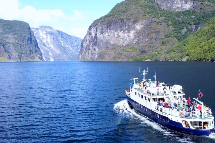 Bergen : Croisière UNESCO NærøyFjord, Flåm & Stegastein - Incl. Déjeuner