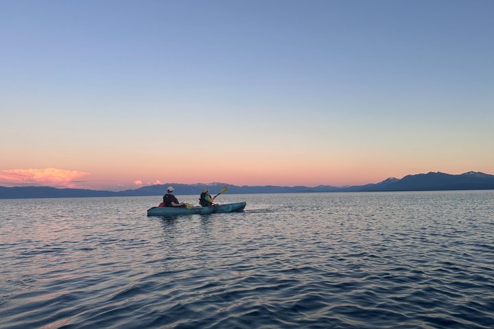 Sonnenuntergang Kajaktour in Tahoe City