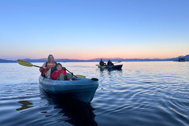 Sonnenuntergang Kajaktour in Tahoe City