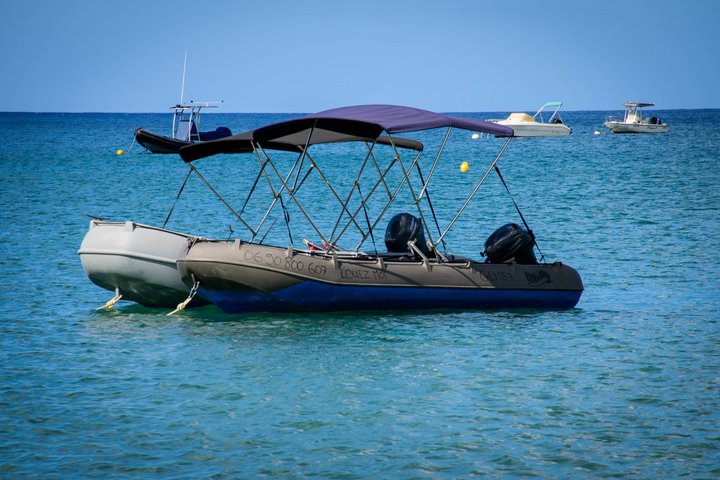 Location de bateau snorkeling bouillante à deshaies Guadeloupe