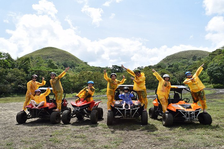 Bohol Tour: Cruzeiro Privado Loboc River, Chocolate Hills & Tarsier