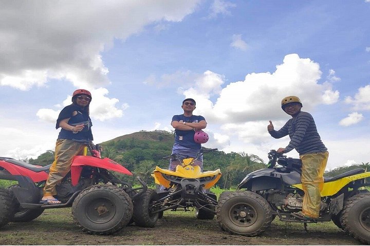 Bohol Tour: Cruzeiro Privado Loboc River, Chocolate Hills & Tarsier