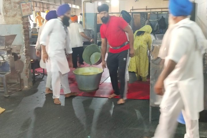 Privé Amritsar Tour : Gouden Tempel, Jallianwala & Wagah grens