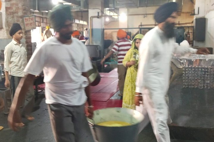 Privé Amritsar Tour : Gouden Tempel, Jallianwala & Wagah grens