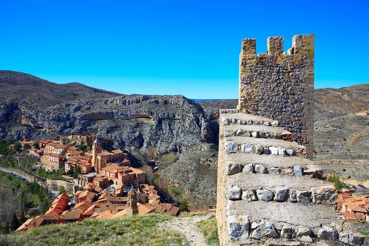 Hallo Albarracin : Privé 2 - Uur durende intro stadswandeling met lokale Gids