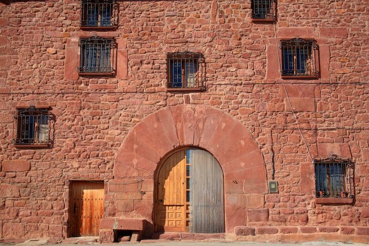 Hallo Albarracin : Privé 2 - Uur durende intro stadswandeling met lokale Gids