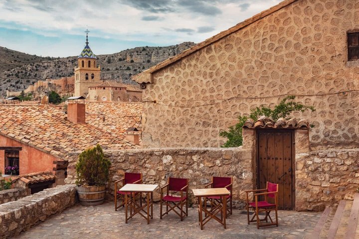 Hallo Albarracin : Privé 2 - Uur durende intro stadswandeling met lokale Gids