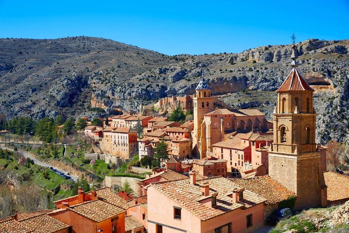 Hallo Albarracin : Privé 2 - Uur durende intro stadswandeling met lokale Gids