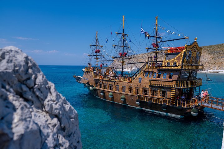 Crucero de lujo por 3 islas con 4 paradas para nadar con el Capitán Morgan