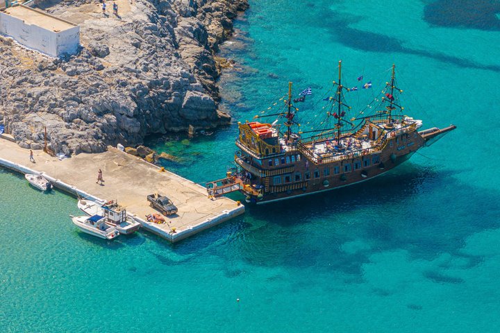 Crucero de lujo por 3 islas con 4 paradas para nadar con el Capitán Morgan