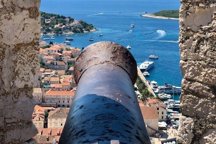 Hvar Lavenderfelt, Stenbyer og naturskjønne utsikter av eTuk Tuk
