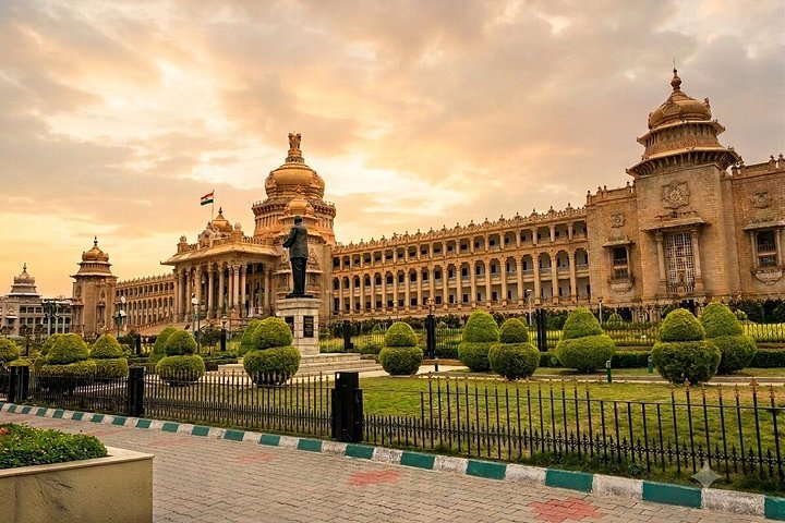 Best of Bangalore: All-Inclusive Half-Day Private City Tour