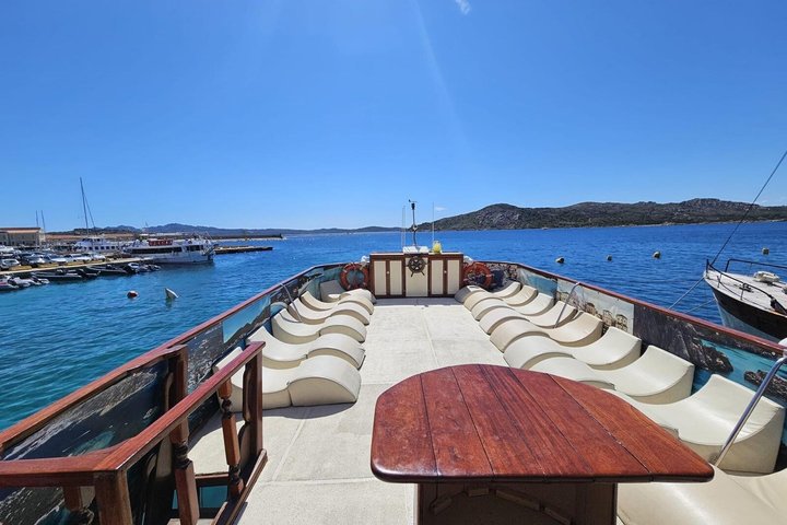 Paseo en barco por el Archipiélago de La Maddalena