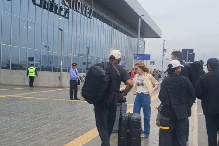 Transferts privés premium depuis l'aéroport de Lima (LIM) : accueil personnalisé 24h/24 et 7j/7