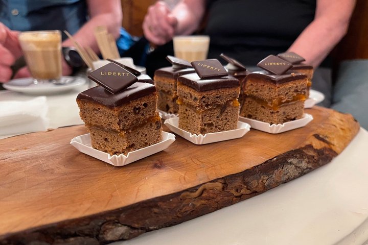 Trieste: Tour gastronómico único con sabores y degustaciones locales