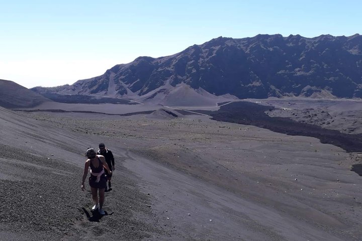 Wanderung zum Petit Pico und zum Krater von 2014