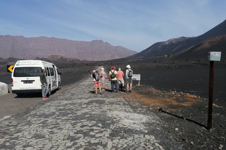 Wanderung zum Petit Pico und zum Krater von 2014
