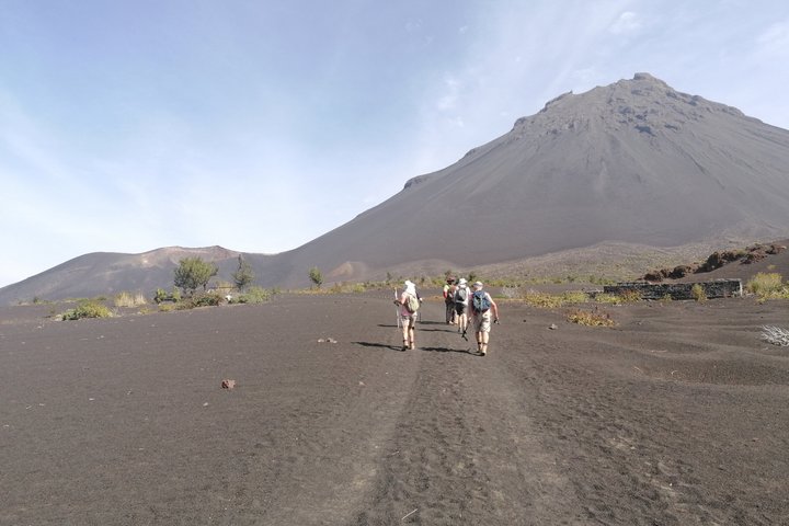 Wanderung zum Petit Pico und zum Krater von 2014