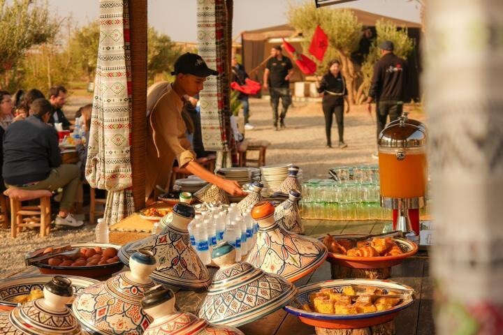 Marrakech Desert Balloon Flight with Atlas Views and Breakfast