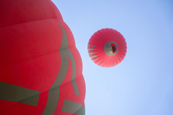 Marrakech Desert Balloon Flight with Atlas Views and Breakfast