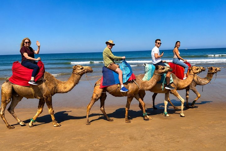 Cape Spartel & Hercules Caves Tour de 5 horas con paseo en camello