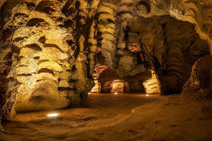 Cape Spartel & Hercules Caves Tour de 5 horas con paseo en camello