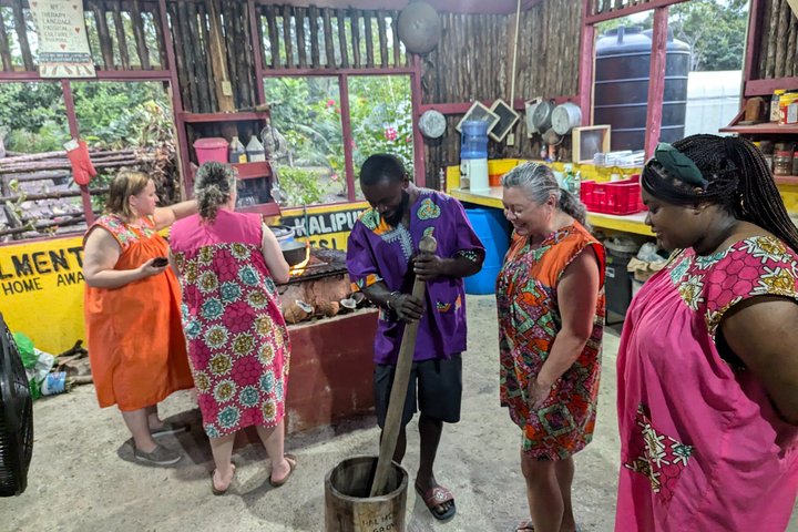 Garifuna kulturelles und kulinarisches Erlebnis in Hopkins, Belize