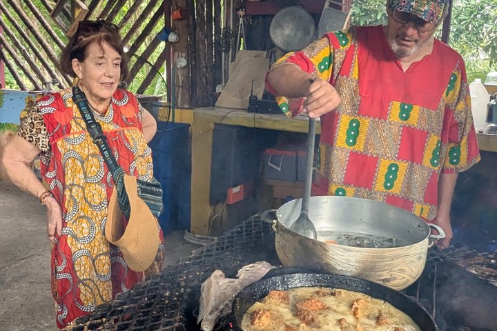 Garifuna kulturelles und kulinarisches Erlebnis in Hopkins, Belize