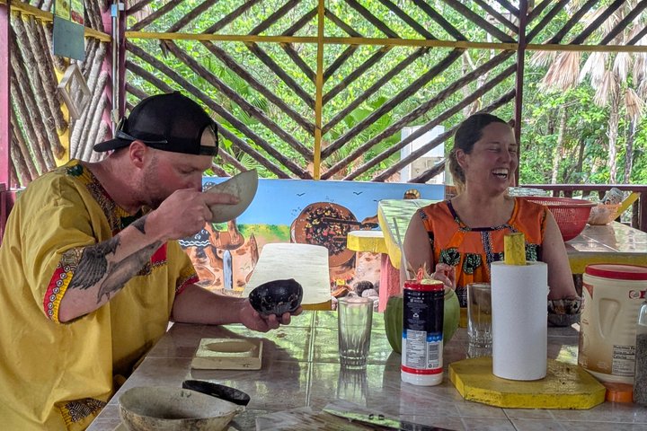 Garifuna kulturelles und kulinarisches Erlebnis in Hopkins, Belize