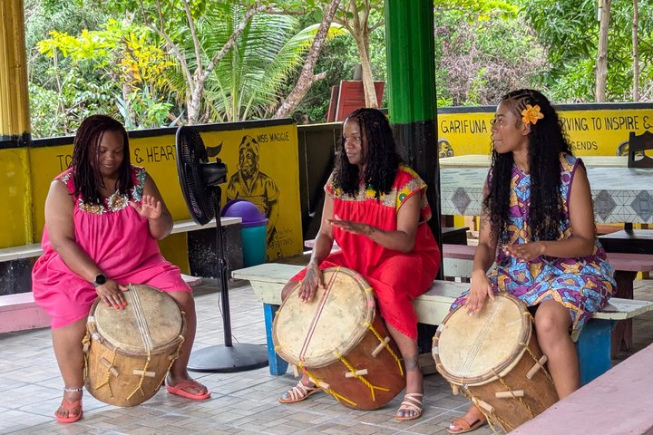 Garifuna kulturelles und kulinarisches Erlebnis in Hopkins, Belize
