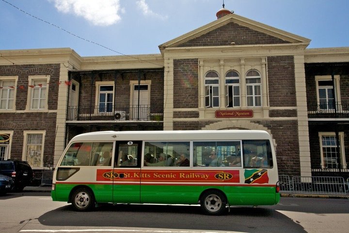 St.Kitts Sugar Train Tour and Drinks with Cruise Port Pickup