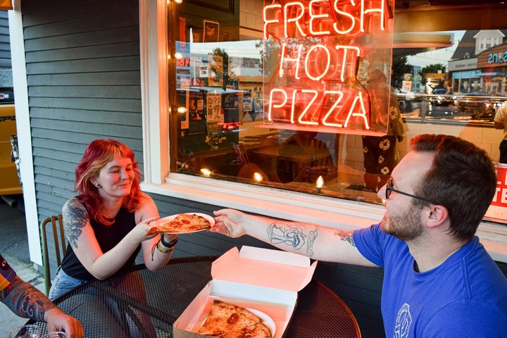 Restauranter i nærheden af Providence Food and History Walking Tour New England Classics