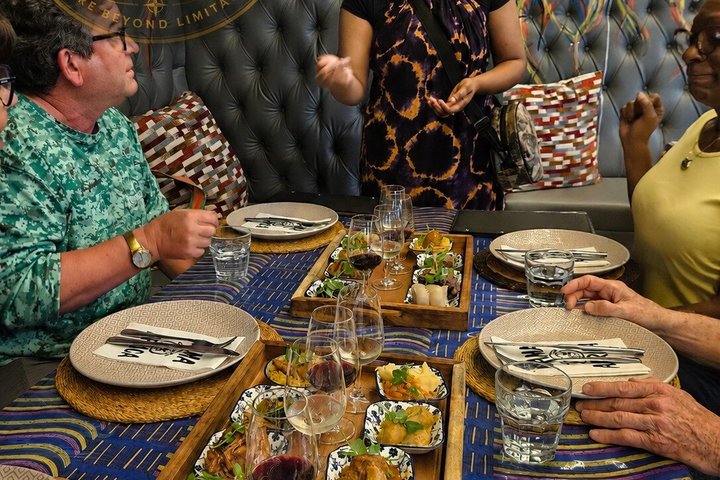 Private Cape Town Food & Culture Tour with Local Tastings