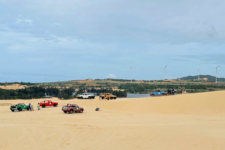 Mui Ne Sand Dunes Jeep Tour mit Quad-Bike Erfahrung